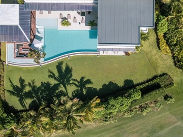 5 Bedroom Villa