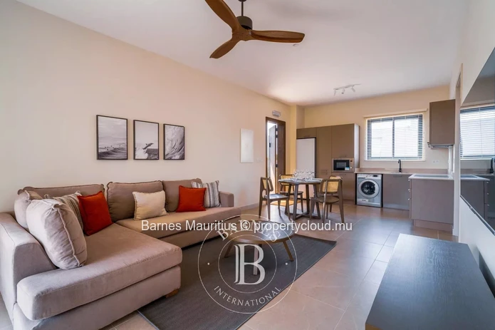 TAMARIN - Stylish Beachfront Apartment - 2 Bedrooms