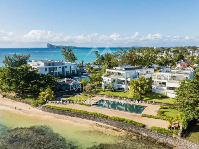 Exceptional Seafront Penthouse with Panoramic Ocean Views – Péreybère