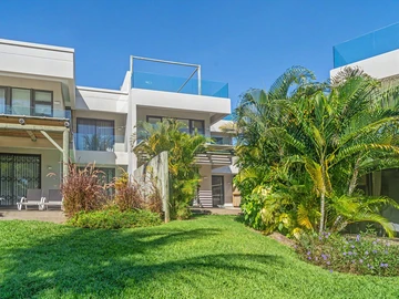 3 Bedroom Townhouse, Duplex