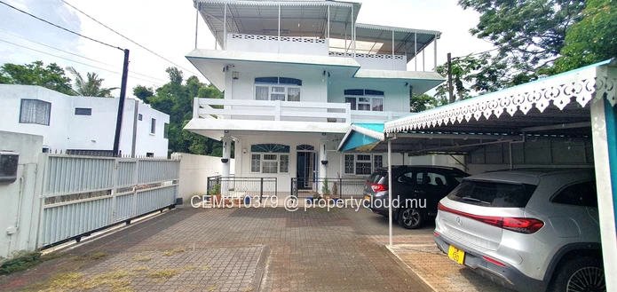 Maison à Vendre – La Caverne, Vacoas 4 Chambres 