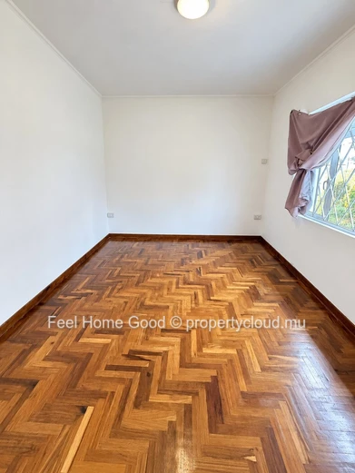  60 Detached house for rent as office space, with ample parking.