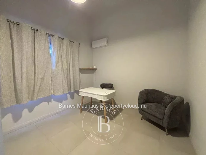 MOKA / HELVETIA - Ground Floor Apartment - 3 Bedrooms