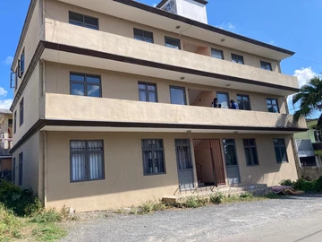 2nd floor apartment for sale in Vacoas (Near la visitation church )