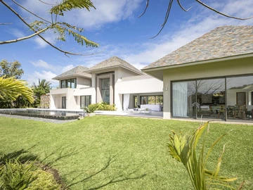 4 Bedroom Villa