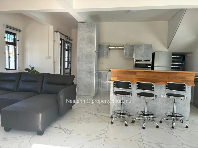 Modern 3-bedroom villa with pool close to the beach and Super U supermarket