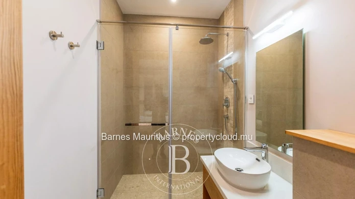 BELLE VUE – A 4-Bedroom Apartment