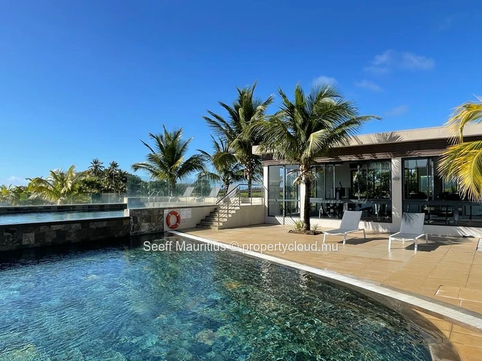 Elevated Coastal Living With Views