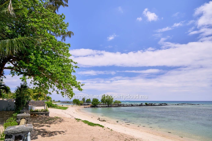 For Rent – 2-Bedroom Penthouse With Sea View | North-West