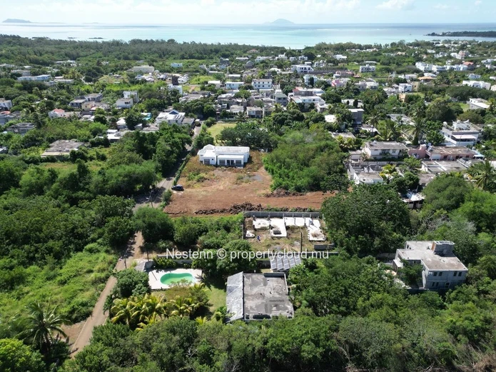Terrain de 847m2