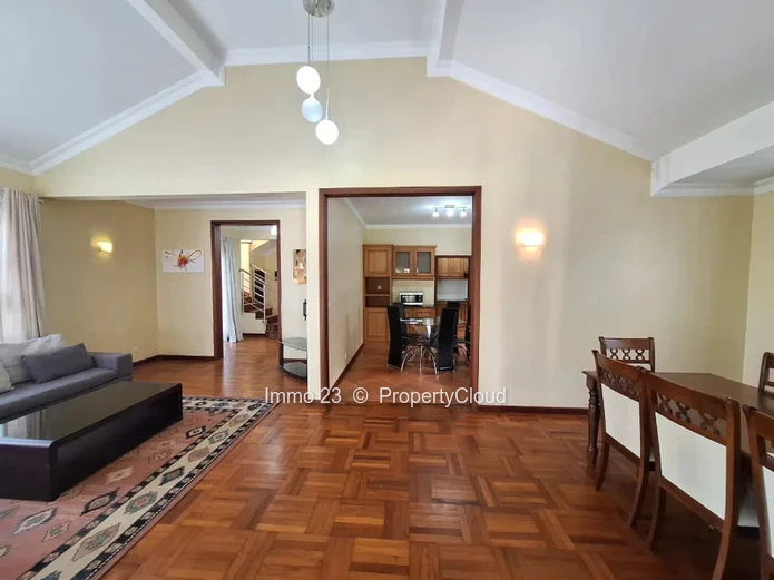 Maison / Villa - 4 chambres - Flor00e9al - Ref. MA100176VE