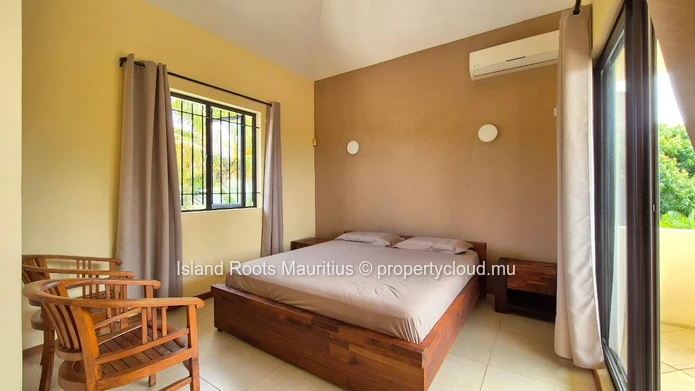 Beautiful 3-Bedroom Villa + Office (Convertible into a Bedroom) in Hillside, Belle Vue