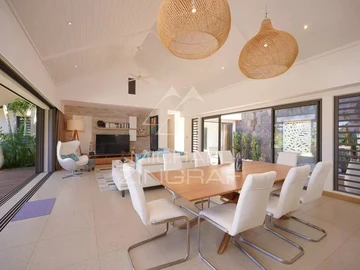 4 Bedroom Villa
