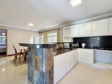 7 Bedroom House