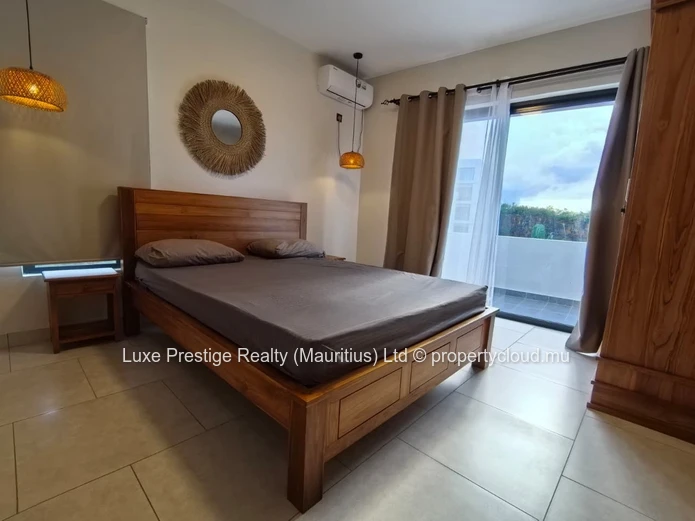 Villa Neuve de 4 Chambres à Louer à Grand Baie | Piscine Privée, Garage, Balcons et Propriété Sécurisée