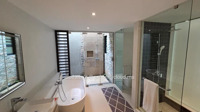 Premium Villa