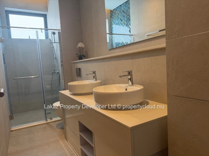 Appartement 3 chambres lumineux  — résidence avec piscine a Pereybere