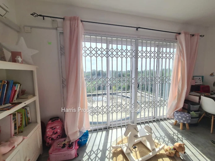 Belle et grande villa indépendante disponible à la vente à Cap Malheureux