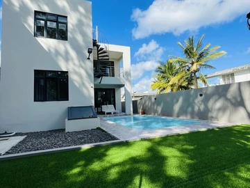 4 Bedroom Villa