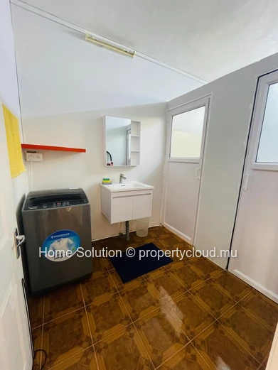  Charming 3-bedroom apartment