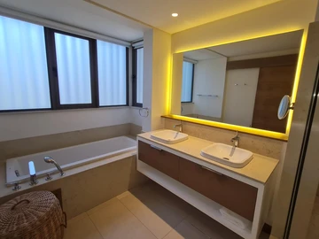 3 Bedroom Apartment