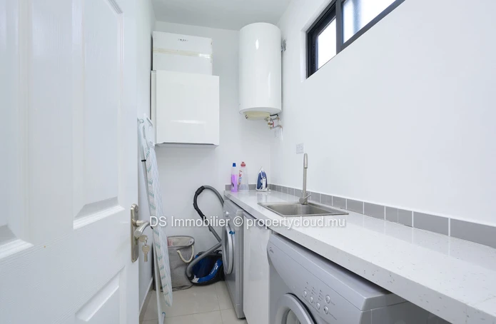 Appartement R+2 De 3 Chambres À Vendre À Péreybère - Nord - Accessible Aux Non-Citoyens