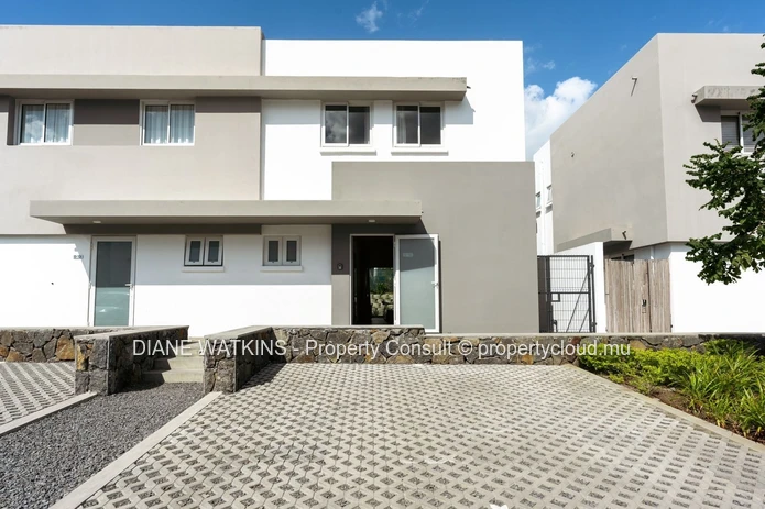 Coastal Comfort in Rivière Noire – Furnished Duplex with Jacuzzi for Sale