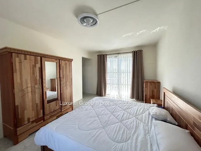 Modern 4-Bedroom Villa with Swimming Pool – Pereybere