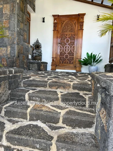 Brand New Luxury House for Rent in Floreal