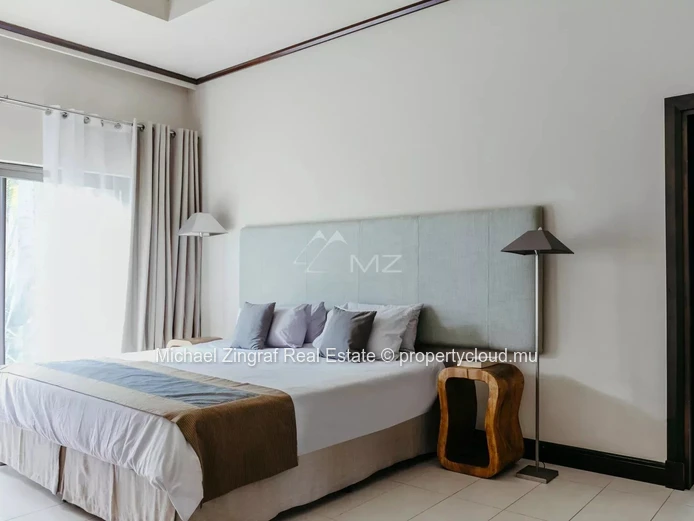 Superb villa in Golf Estate
