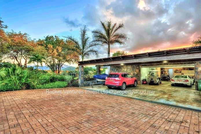 À vendre. Villa de luxe à Tamarina Golf Estate, Côte Ouest, Tamarin