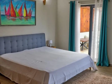 5 Bedroom Villa