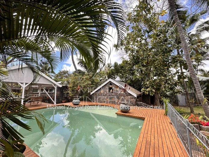 Colonial-Style Villa in Pointe aux Canonniers