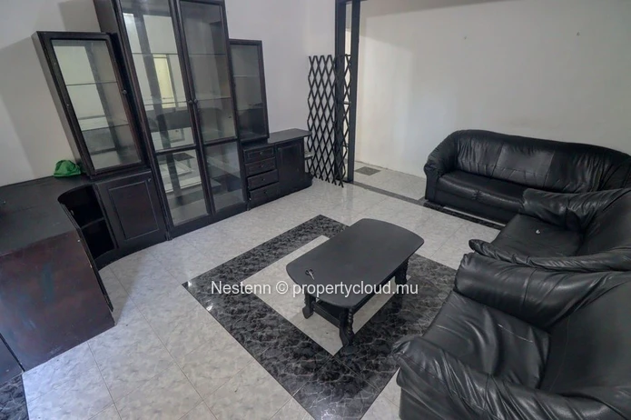 Traditional semi-furnished house with mountain views and great renovation potential!