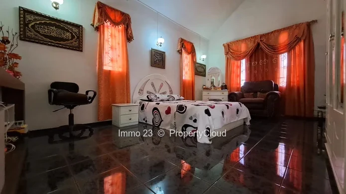 Apartment - 5 bedrooms - Rose Hill - Ref. AP78487VE