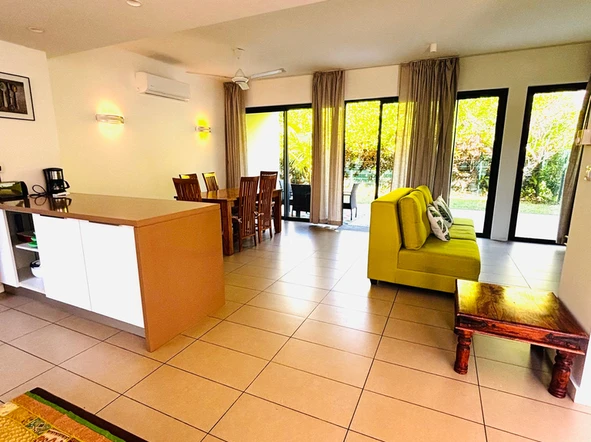 Townhouse, Duplex de 3 Chambres