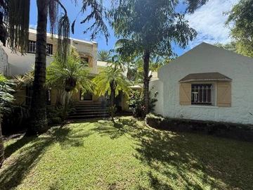 5 Bedroom Villa