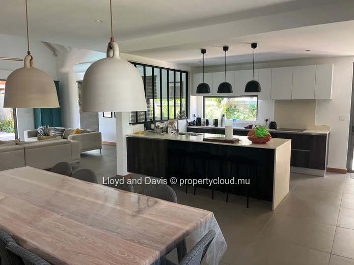 4-Bedroom Villa with Private Pool at Mythic Resort