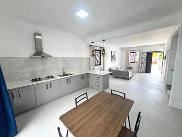 3 Bedroom Townhouse, Duplex