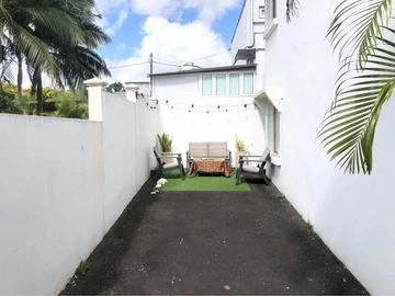 2 Bedroom Townhouse, Duplex