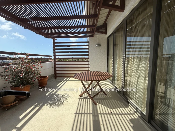 6 appartements (14 chambres) avec espace pour bureau - Trou aux Biches 