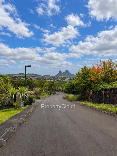 1,056 Sqm / 278 Toises Plot For Sale | La Vanille, Floréal | High End Gated Development | Amazing View | Rs 11M