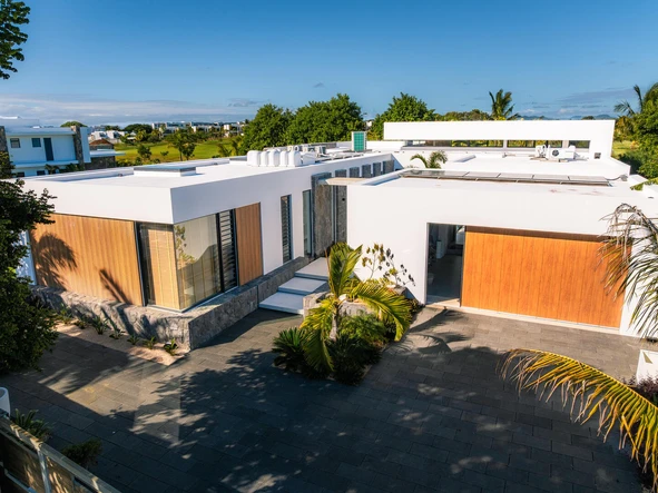 4 Bedroom Villa