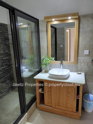 Cozy 3 bedroom Apartment
