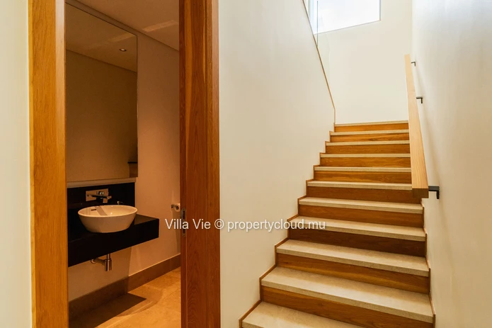 Beau Champ - Magnificent 5-bedroom villa with private pool