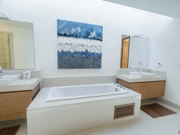 3 Bedroom Townhouse, Duplex