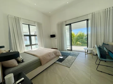 4 Bedroom Villa