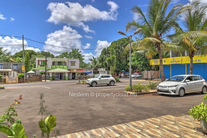 Espace commercial de 1200 m²