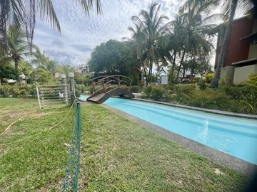 3 Bedroom Townhouse, Duplex