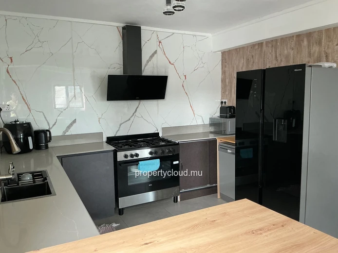 Villa 3 chambres à louer – Grand Baie